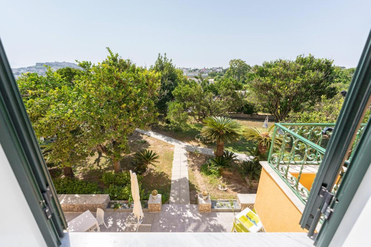 Villa Caterina B&B Прочида Екстериор снимка